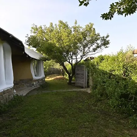 Clay House Semesterbostad *
